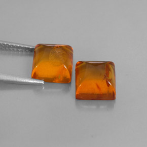 カラットの天然イエローオレンジ琥珀（アンバー）（8×8 mm・透明）