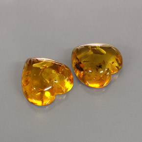 カラットの天然イエローオレンジ琥珀（アンバー）（16×15.9 mm・透明）
