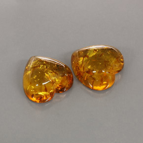 カラットの天然イエローオレンジ琥珀（アンバー）（15.9×15.8 mm・透明）