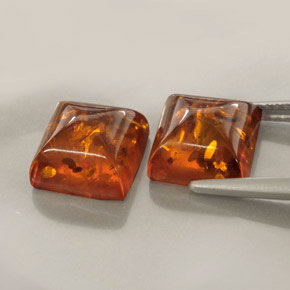 カラットの天然イエローオレンジ琥珀（アンバー）（8×8 mm・透明）
