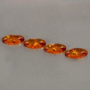 カラットの天然イエローオレンジ琥珀（アンバー）（13×6 mm・透明）