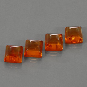 カラットの天然イエローオレンジ琥珀（アンバー）（8×8 mm・透明）