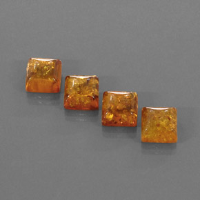 カラットの天然イエローオレンジ琥珀（アンバー）（8.1×8 mm・透明）