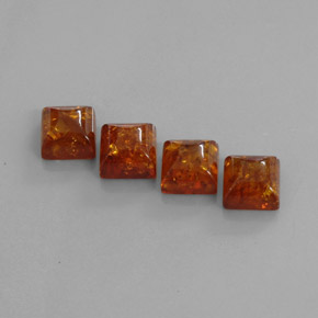 カラットの天然イエローオレンジ琥珀（アンバー）（8×8 mm・透明）
