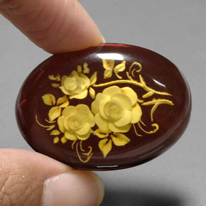 20.50カラットの天然オレンジブラウン琥珀（アンバー）（35.1×25.4 mm・ファンシーシェイプ）