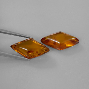 カラットの天然琥珀（アンバー）琥珀（アンバー）（19.3×10.5 mm・透明）