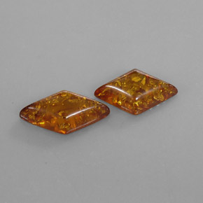 カラットの天然イエローオレンジ琥珀（アンバー）（19.5×10.7 mm・透明）