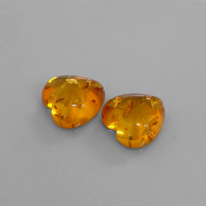 カラットの天然イエローオレンジ琥珀（アンバー）（16×15.8 mm・透明）
