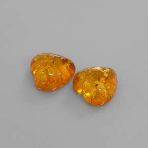 カラットの天然イエローオレンジ琥珀（アンバー）（16×15.9 mm・透明）