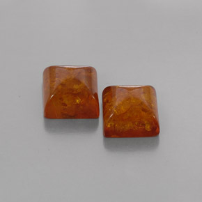 カラットの天然イエローオレンジ琥珀（アンバー）（7.9×7.9 mm・透明）