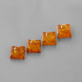 カラットの天然イエローオレンジ琥珀（アンバー）（8×7.9 mm・透明）