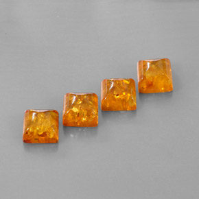 カラットの天然イエローオレンジ琥珀（アンバー）（8×7.9 mm・透明）