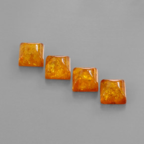 カラットの天然イエローオレンジ琥珀（アンバー）（8×8 mm・透明）