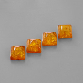 カラットの天然イエローオレンジ琥珀（アンバー）（8×8 mm・透明）