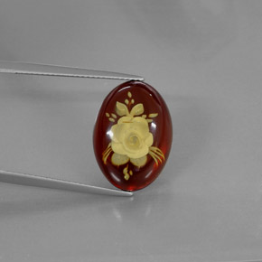 3.92カラットの天然イエローオレンジ琥珀（アンバー）（18×13.2 mm・透明）