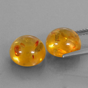 カラットの天然イエローオレンジ琥珀（アンバー）（9.56 mm・透明）