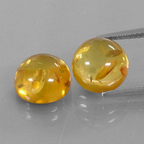カラットの天然イエローオレンジ琥珀（アンバー）（9.56 mm・透明）