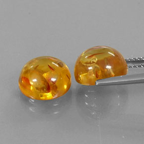 カラットの天然イエローオレンジ琥珀（アンバー）（9.64 mm・透明）
