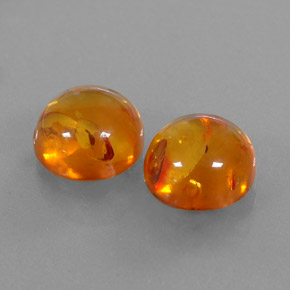 カラットの天然イエローオレンジ琥珀（アンバー）（9.55 mm・透明）