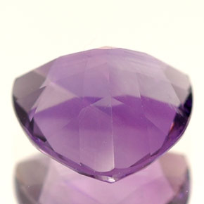 1.58カラットの天然バイオレットアメジスト（8×8 mm・トリリアント）