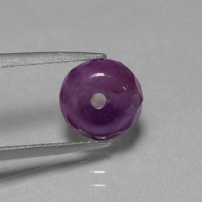 2.62カラットの天然バイオレットアメジスト（8.4×8.4 mm・透明）