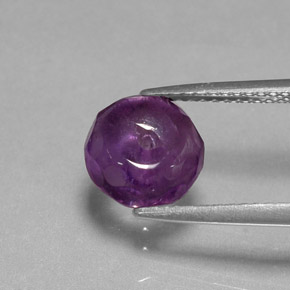 2.62カラットの天然バイオレットアメジスト（8.4×8.4 mm・透明）