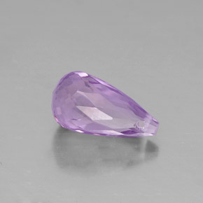 1.38カラットの天然バイオレットアメジスト（9.4×5 mm・ブリオレット）