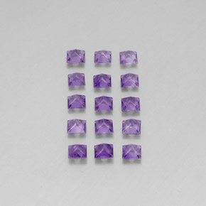 カラットの天然バイオレットアメジスト（3.4×3.4 mm・四角）