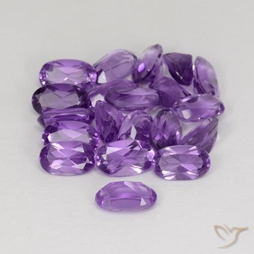 Shop natural 4.25ct ミディアムバイオレット アメジスト gems, 楕円形, from ブラジル at GemSelect. In stock, global shipping!