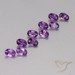 Shop natural 4.11ct ミディアムダークバイオレット アメジスト gems, 楕円形, from ブラジル at GemSelect. In stock, global shipping!