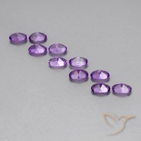 Shop natural 4.01ct ミディアムダークパープルがかったバイオレット アメジスト gems, 楕円形, from ブラジル at GemSelect. In stock, global shipping!