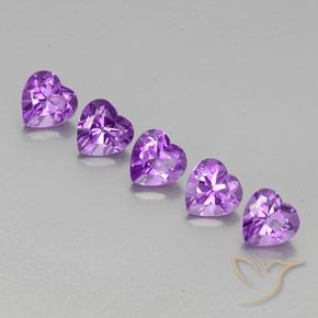 Shop natural 3.50ct ミディアムパープルがかったバイオレット アメジスト gems, 心臓, from ブラジル at GemSelect. In stock, global shipping!
