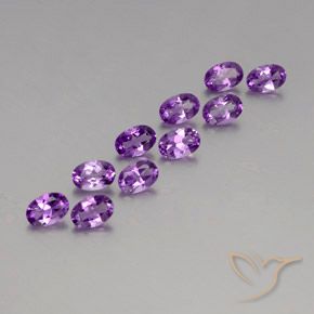 Shop natural 3.93ct ミディアムダークパープルがかったバイオレット アメジスト gems, 楕円形, from ブラジル at GemSelect. In stock, global shipping!