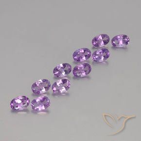 Shop natural 3.87ct ミディアムピンクがかったバイオレット アメジスト gems, 楕円形, from ブラジル at GemSelect. In stock, global shipping!