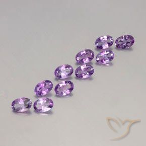 Shop natural 3.79ct ミディアムピンクがかったバイオレット アメジスト gems, 楕円形, from ブラジル at GemSelect. In stock, global shipping!