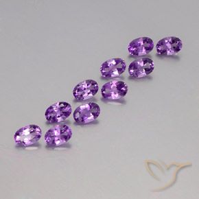 Shop natural 4.12ct ミディアムパープルがかったバイオレット アメジスト gems, 楕円形, from ブラジル at GemSelect. In stock, global shipping!