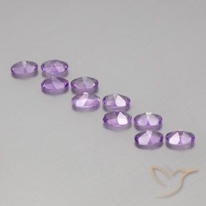 Shop natural 3.95ct ミディアムピンクがかったバイオレット アメジスト gems, 楕円形, from ブラジル at GemSelect. In stock, global shipping!