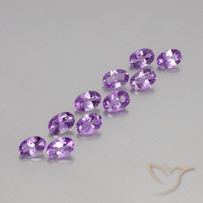 Shop natural 3.96ct ミディアムパープルがかったバイオレット アメジスト gems, 楕円形, from ブラジル at GemSelect. In stock, global shipping!