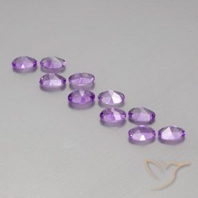Shop natural 3.96ct ミディアムパープルがかったバイオレット アメジスト gems, 楕円形, from ブラジル at GemSelect. In stock, global shipping!