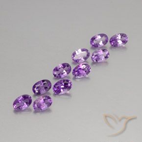 Shop natural 4.12ct ミディアムパープルがかったバイオレット アメジスト gems, 楕円形, from ブラジル at GemSelect. In stock, global shipping!