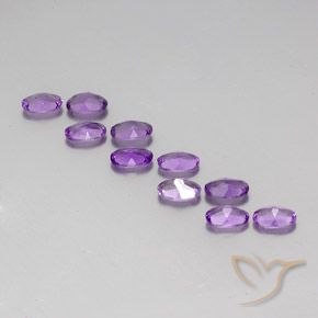 Shop natural 3.62ct ミディアムダークパープルがかったバイオレット アメジスト gems, 楕円形, from ブラジル at GemSelect. In stock, global shipping!