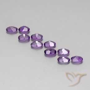 Shop natural 4.02ct 濃いパープルがかったバイオレット アメジスト gems, 楕円形, from ブラジル at GemSelect. In stock, global shipping!