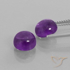 Shop natural 4.92ct ミディアムバイオレット アメジスト gems, ラウンド, from ブラジル at GemSelect. In stock, global shipping!