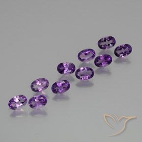 Shop natural 3.97ct ミディアムバイオレット アメジスト gems, 楕円形, from ブラジル at GemSelect. In stock, global shipping!