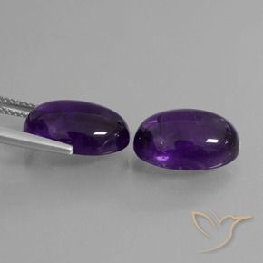 Shop natural 12.63ct ミディアムバイオレット アメジスト gems, 楕円形, from ブラジル at GemSelect. In stock, global shipping!