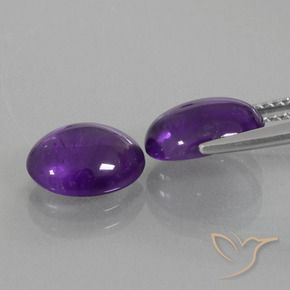 Shop natural 4.43ct ミディアム薄いバイオレット アメジスト gems, 楕円形, from ブラジル at GemSelect. In stock, global shipping!