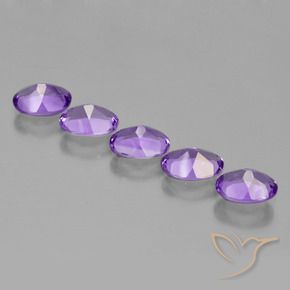 Shop natural 3.02ct ミディアム薄いバイオレット アメジスト gems, 楕円形, from ブラジル at GemSelect. In stock, global shipping!