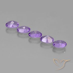 Shop natural 3.36ct ミディアム薄いバイオレット アメジスト gems, 楕円形, from ブラジル at GemSelect. In stock, global shipping!