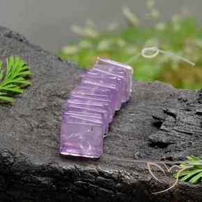 Shop natural 15.13ct ミディアムバイオレット アメジスト gems, 四角形, from ブラジル at GemSelect. In stock, global shipping!