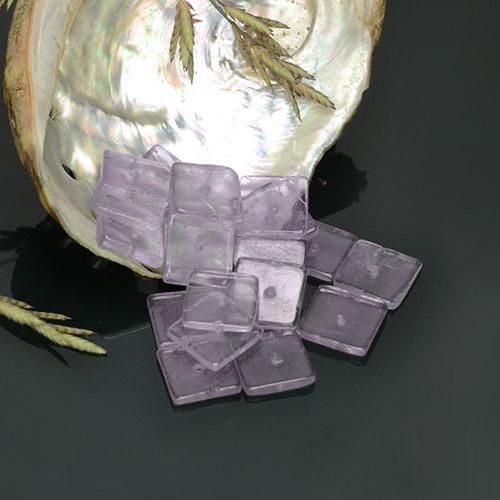 Shop natural 12.82ct 薄いアイリスバイオレット アメジスト gems, 四角形, from ブラジル at GemSelect. In stock, global shipping!